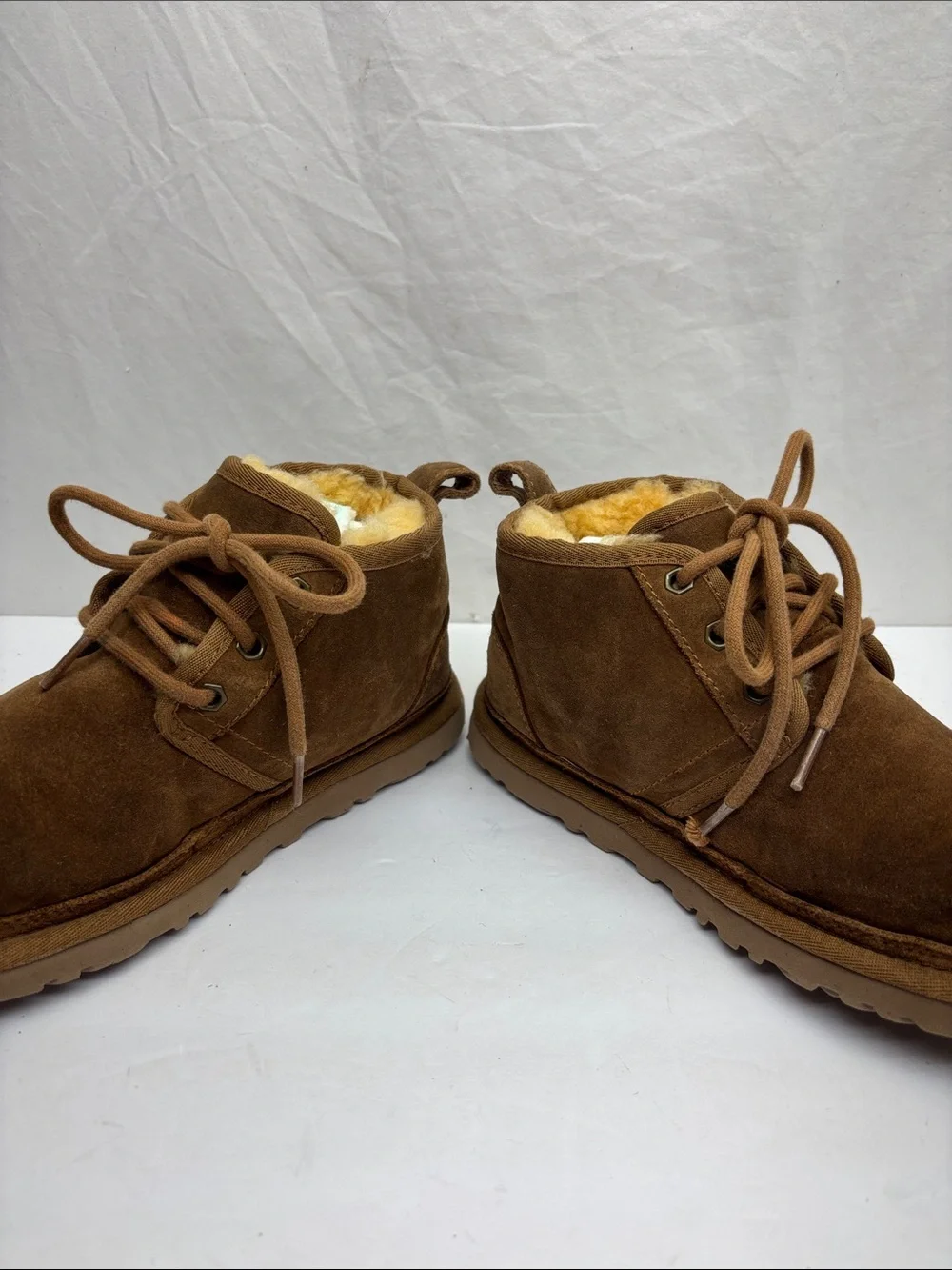 UGG kids Suede Lace-Up Ankle Boots, SZ 3 little boy, box 3 G